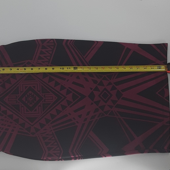 Amy Wear Black/Fuscia Bodycon Skirt - Picture 7 of 8